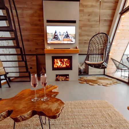 A-By The Lake - Private A Frame Villas Caciulati Ngoại thất bức ảnh