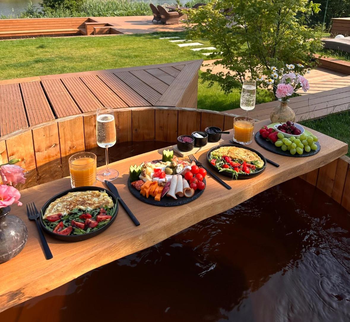 A-By The Lake - Private A Frame Villas Caciulati Ngoại thất bức ảnh
